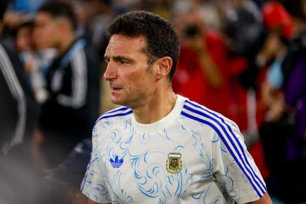 Scaloni Indica que Permanecerá na Seleção Argentina Após Ciclo de Messi