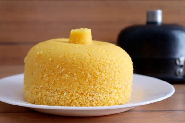 Dia do Nordestino: Descubra Como Preparar o Tradicional Cuscuz de Milho
