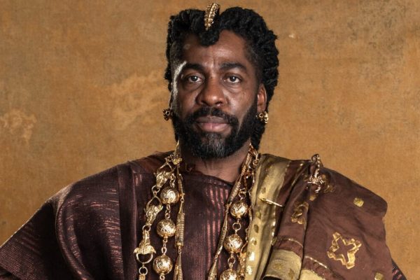 Lázaro Ramos fala sobre emoção no final de “A Nobreza do Amor” e conquistas no cinema