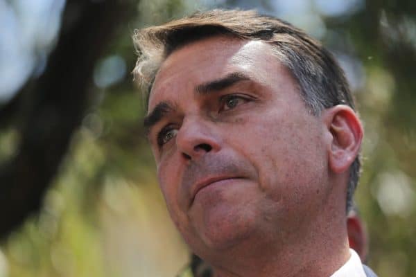 Proposta de Flávio Bolsonaro pode impactar reforma tributária e aumentar sonegação