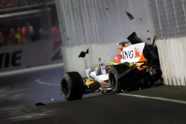 GP de Singapura: palco de grande escândalo no automobilismo brasileiro
