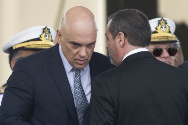 Mais da metade dos senadores pró-impeachment do STF está sob investigação