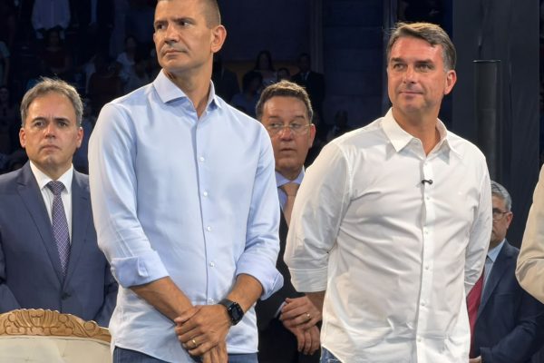 Douglas Ruas promete “um Rio mais seguro” após vitória no 1º turno
