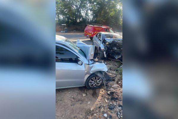 Casal morre e bebê de 10 meses fica ferido em acidente na MG-252