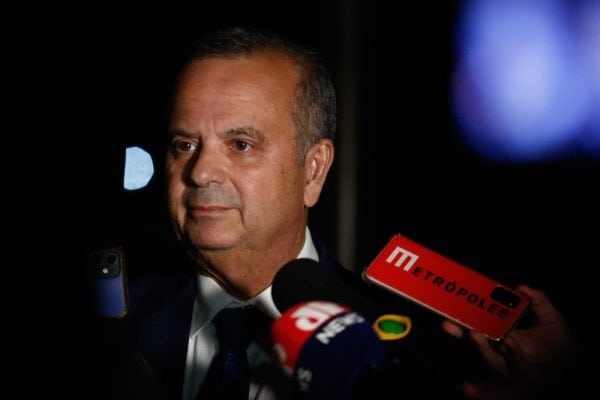 Aliados de Lula veem risco de acordo entre Marinho e STF