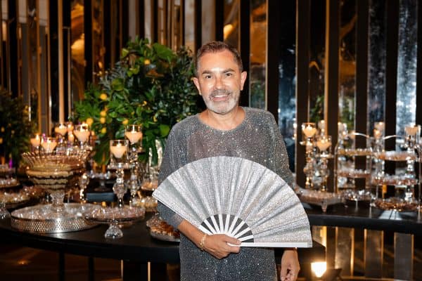 César Serra celebra 60 anos com festa glamourosa e cheia de estilo