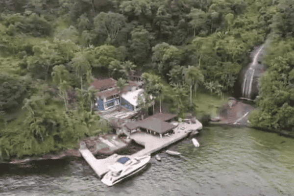 Deputado pede à PGR investigação de obras em ilha ligada a Willer Tomaz em Angra