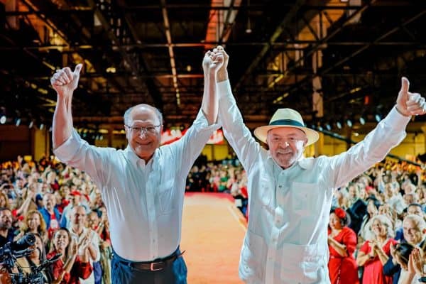 Alckmin busca apoio em SP para destacar “risco Flávio” aos municípios