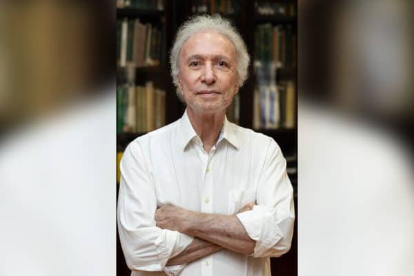 Poeta Secchin destaca importância do vice-presidente no Brasil