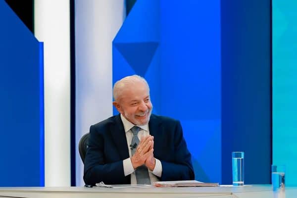 Lula critica classificação das facções PCC e CV pelos EUA como terroristas