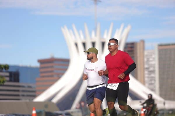 Metrópoles Endurance Corrida: Retirada de Kits Será em Frente à Catedral de Brasília