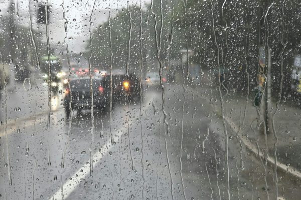 Defesa Civil de SP renova alerta de temporal com ventos de 100 km/h nesta sexta-feira