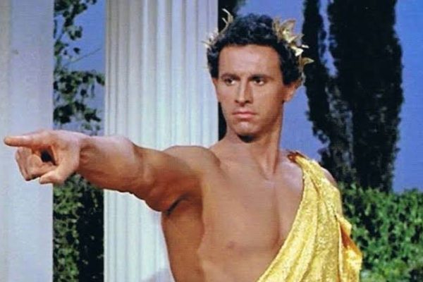 Ator Michael Forest, famoso por Star Trek, falece aos 97 anos