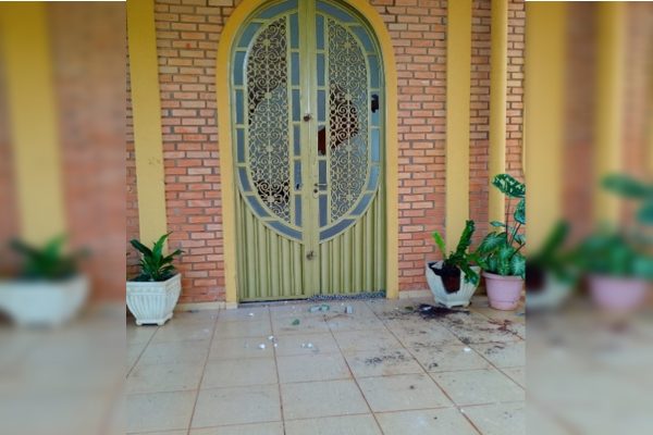 Igrejas em GO são vandalizadas e paróquia suspeita de “ataque orquestrado”