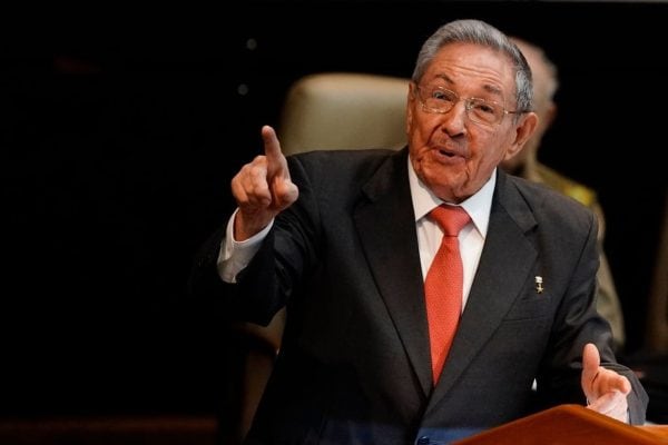 Justiça dos EUA emite mandado de prisão contra Raúl Castro por crimes dos anos 90