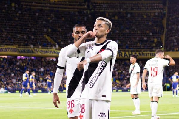 Vasco enfrenta Boca Juniors na semifinal da Sul-Americana com vantagem no placar