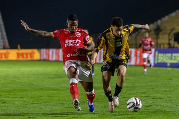 Vila Nova e Novorizontino lideram chances de acesso à Série A, aponta UFMG