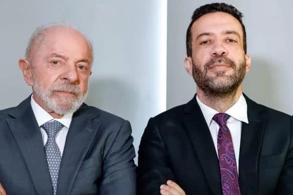 “Janones celebra 8 milhões no ‘Exército do Lula’ e pede mais adesões”