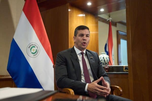 EUA Anunciam Novo Escritório Antidrogas no Paraguai Durante Visita Oficial