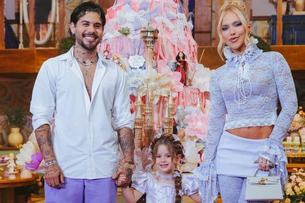Decoração de Aniversário de Maria Flor Encanta com 300 Mil Pontos de Luz