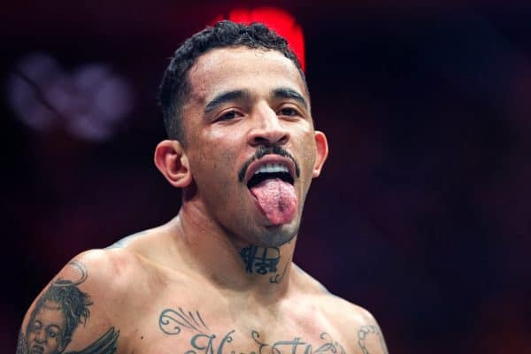 UFC: Carlos Prates disputará o cinturão interino dos meio-médios