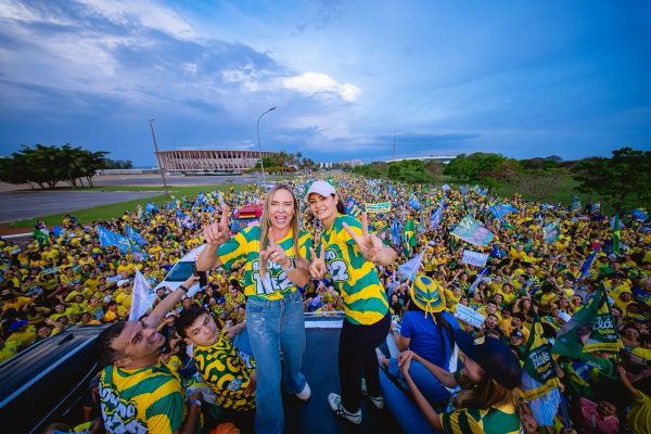 No ato final, Celina define campanha como “pacífica” e “de propostas”