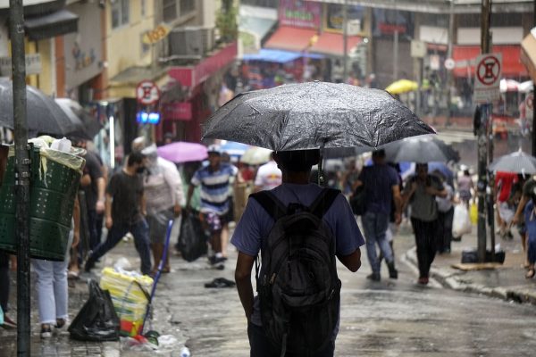 2º turno: chuva intensa atinge Sul e Sudeste; Norte e Nordeste terão calor