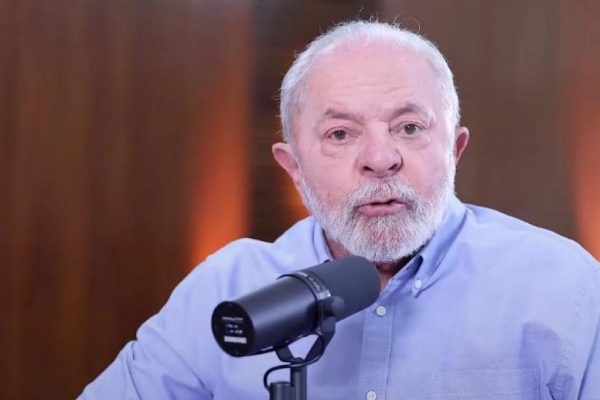 Lula afirma que governo quer fechar quase todos os clubes de tiro