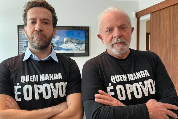 Na véspera da eleição, Janones passou “última missão” ao “Exército do Lula”
