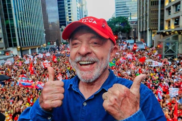 Virada de Lula: erros de Flávio e eleitores que não seguiram seus líderes