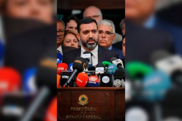 Presidente do Novo afirma que eleição comprova que Brasil não é democracia