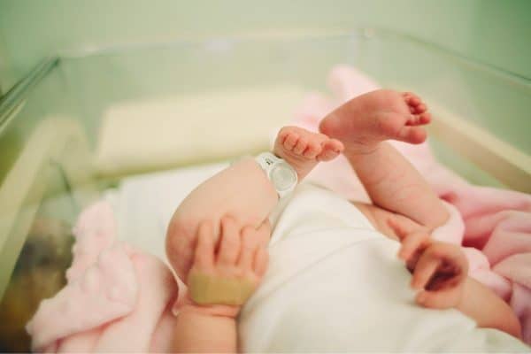 Morte de 36 bebês: paciente em coma saiu da UTI por risco de contaminação