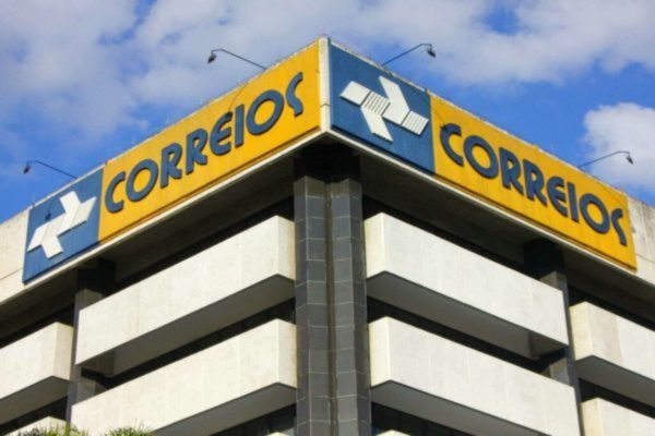 Durigan dá aval do Tesouro a empréstimo de R$ 7 bilhões para os Correios