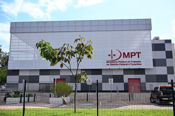 Ameaças e boicotes: denúncias de assédio eleitoral disparam no DF após 2º turno