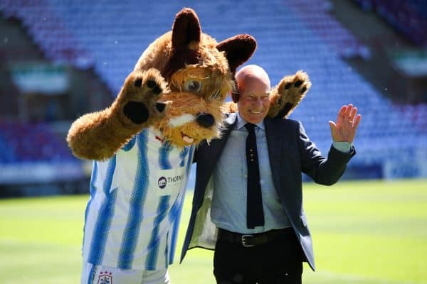 Huddersfield lamenta a morte de Patrick Stewart, astro de X-Men e torcedor do clube