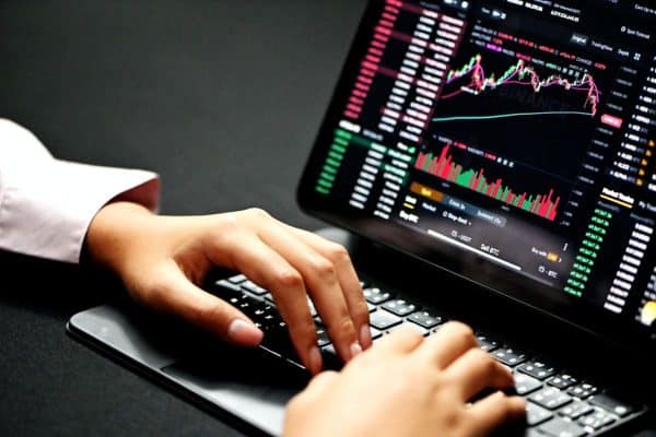 Hackers da Coreia do Norte podem estar por trás de roubo de criptomoedas; Binance sofreu ataque de US$ 6,3 bilhões