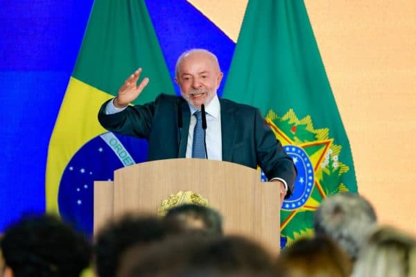 Aliados acreditam que Lula não entregará articulação política ao Centrão