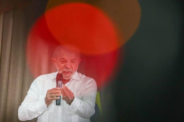 Lula promete mais rigor nas negociações de ministérios com o Centrão