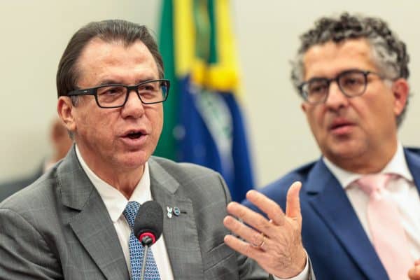 Ministro do Trabalho diz se aceitará ser chefe de gabinete de Lula; assista ao vídeo