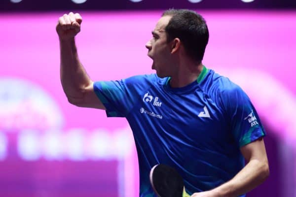 Hugo Calderano supera Sidorenko e avança à semifinal do Champions de Montpellier