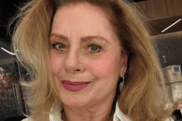 Aos 74 anos, Vera Fischer revela como superou vício e o fator decisivo para largar as drogas